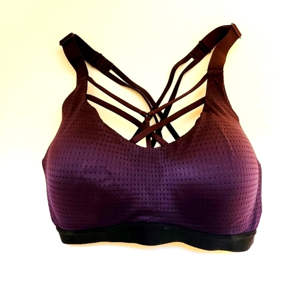 EUC BUNDLE OF 2 PURPLE VICTORIA'S SECRET LIGHTWEIGHT SPORTS BRAS 32DD - Picture 4 of 6